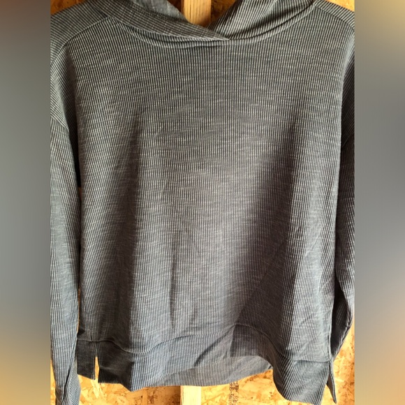 Harmony balance active hoodie size M - Picture 8 of 9